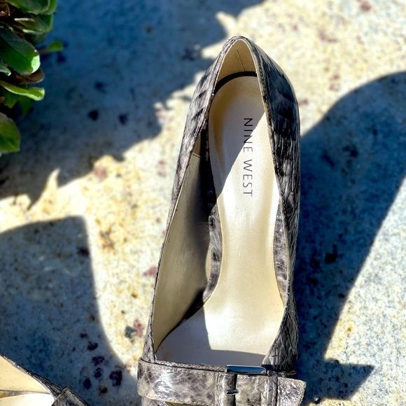 Faux Snake Skin Heels - Picture 6 of 7